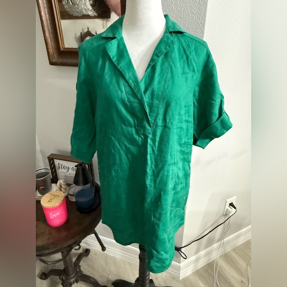 Zara Basic Emerald Green Tunic Top with pockets - image 1